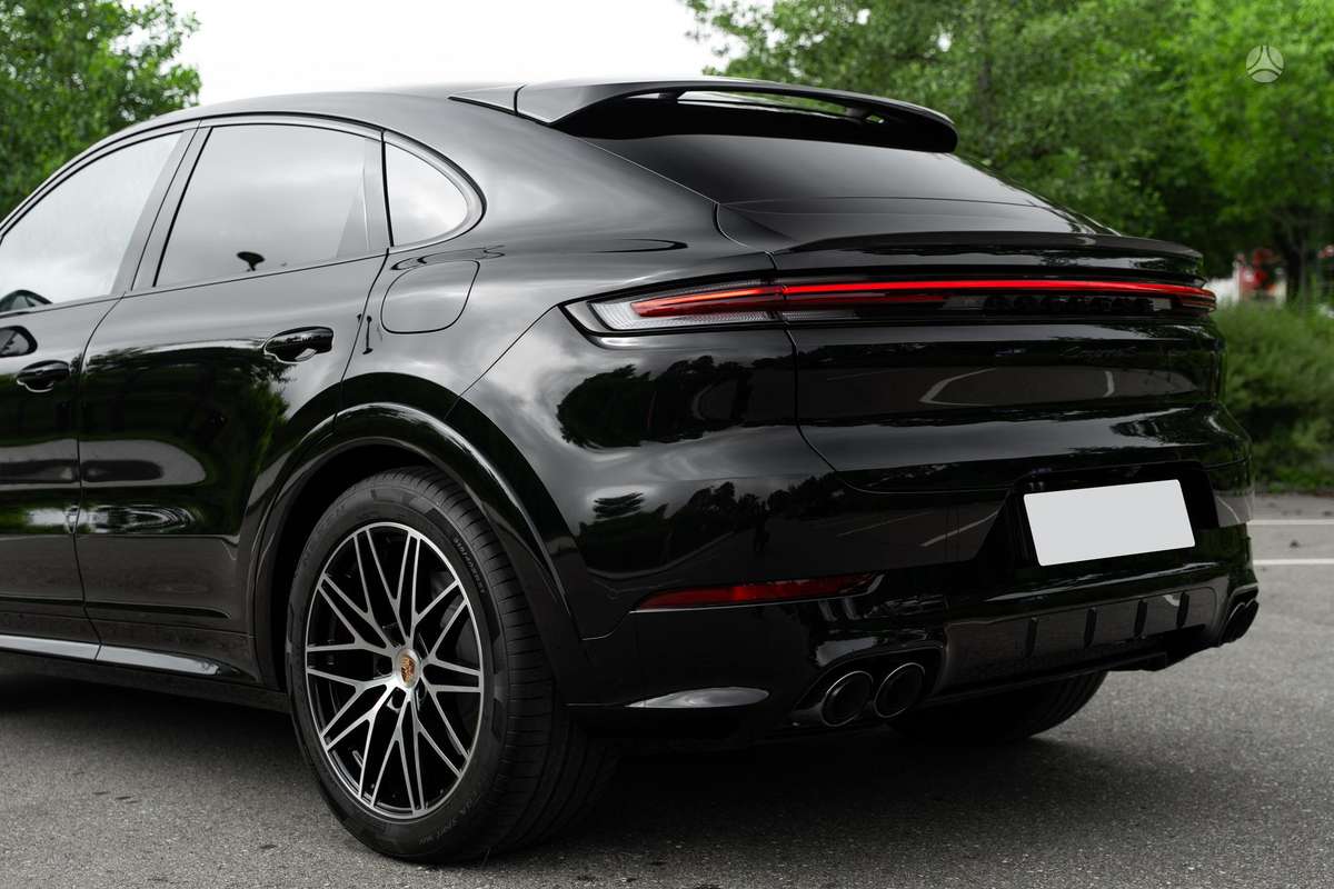 Porsche Cayenne Coupe - 5