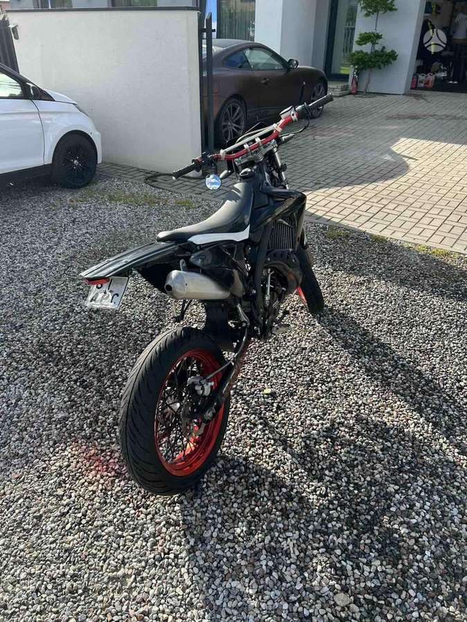 Rieju MRT 50 50cc, supermoto