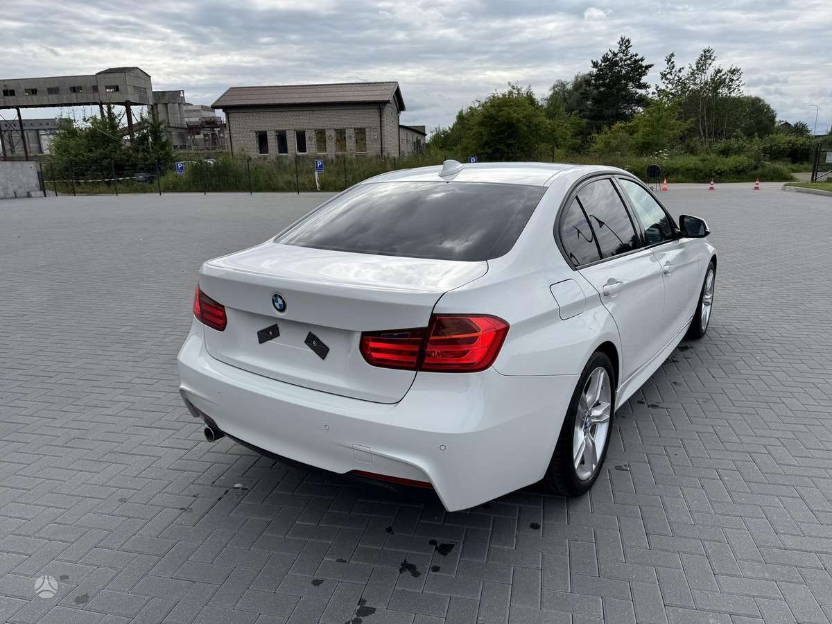 BMW 318, 2.0 l., Седан