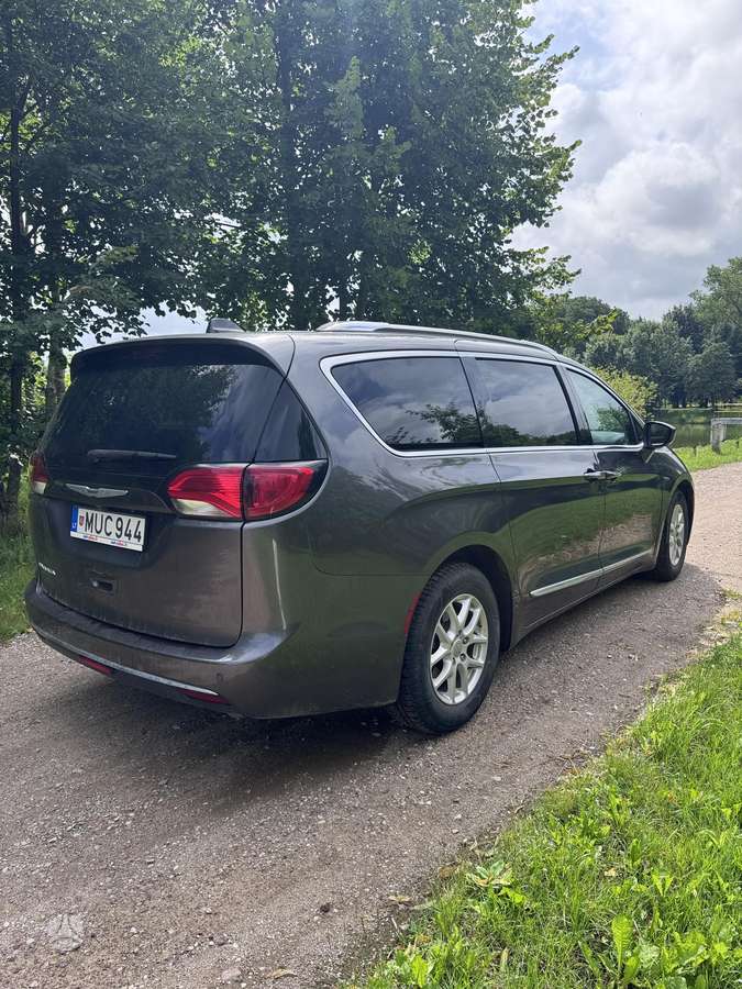 Chrysler Pacifica, 3.6 l., Минивэн