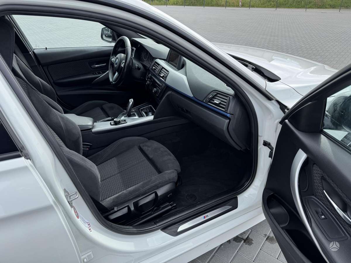 BMW 318, 2.0 l., Седан