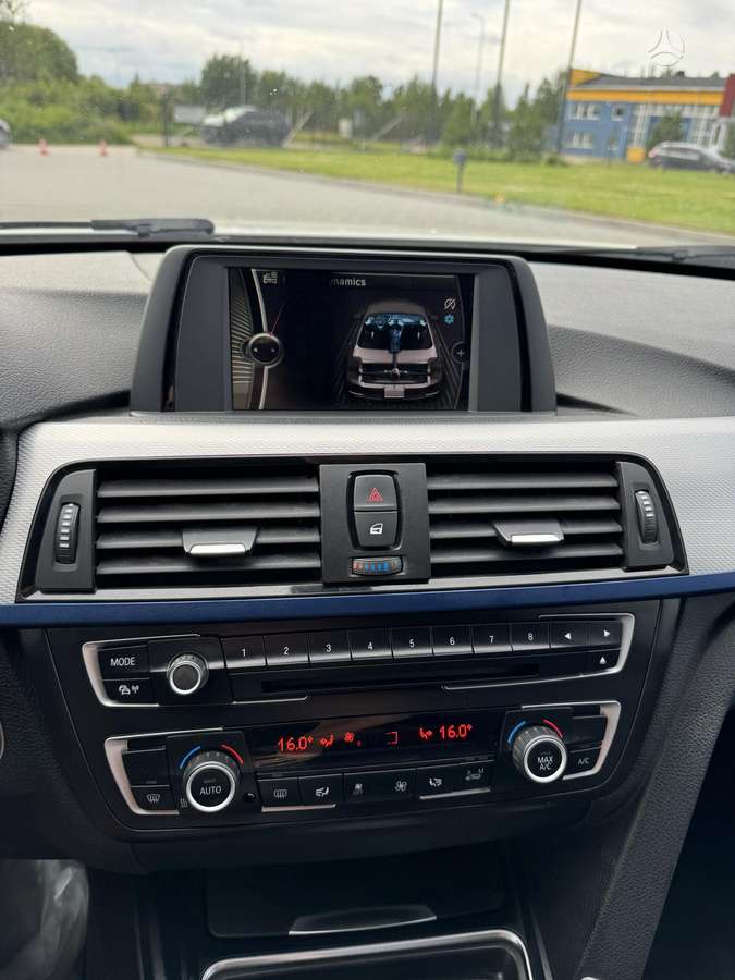 BMW 318, 2.0 l., Седан