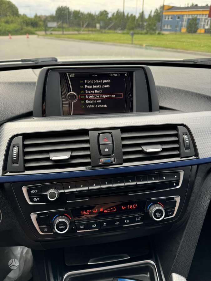BMW 318, 2.0 l., Седан