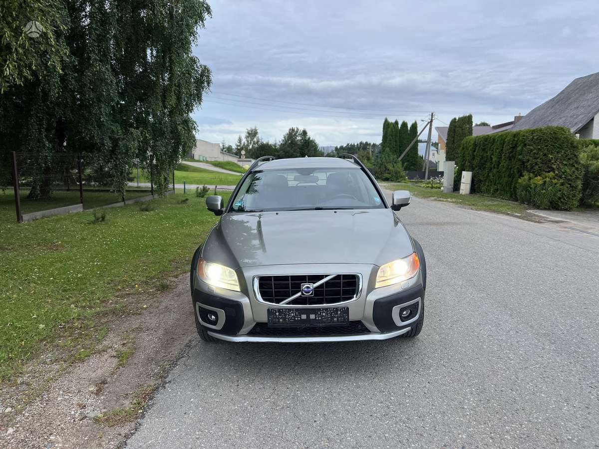 Volvo XC70, 2.4 l., universalas