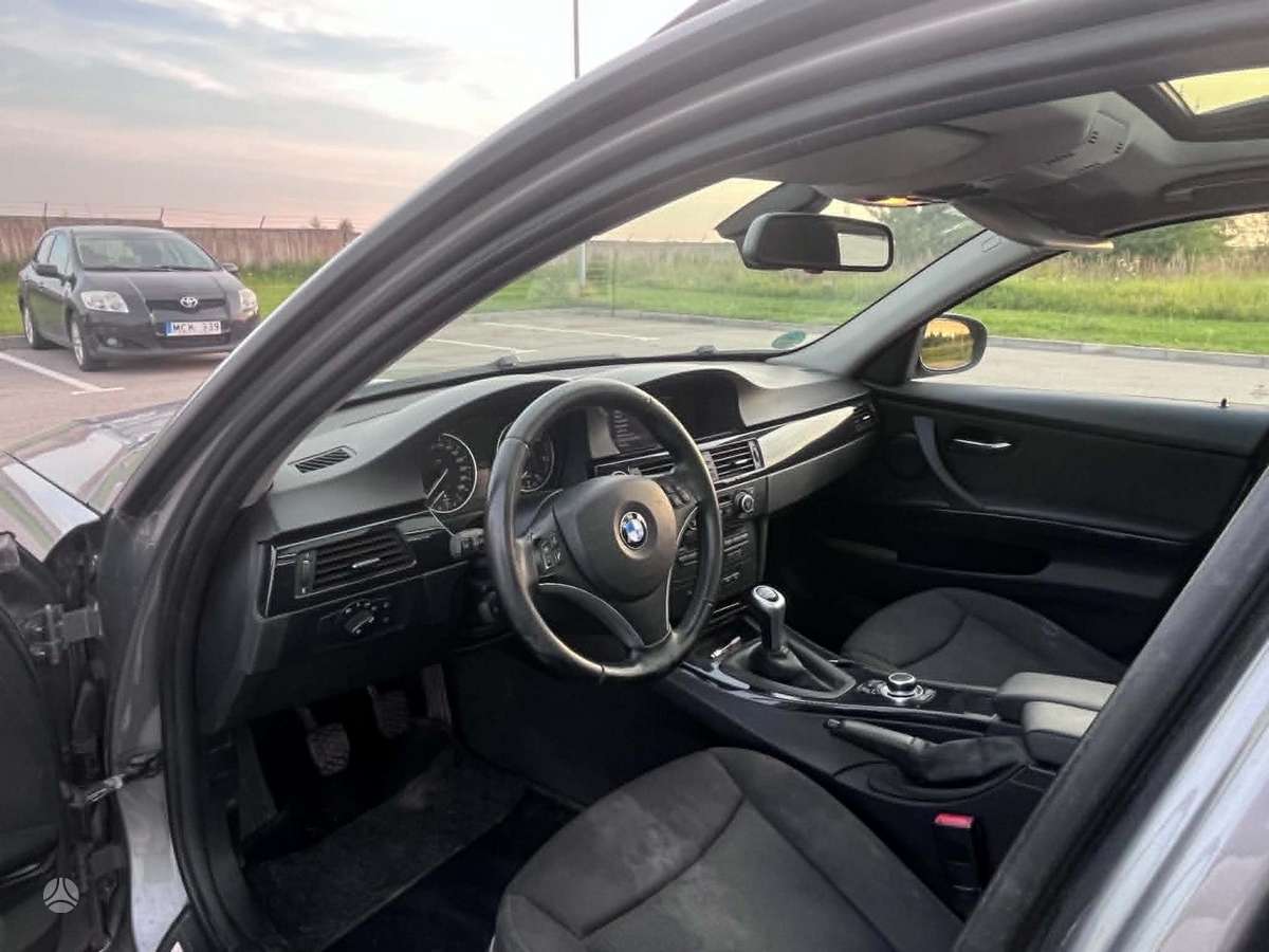BMW 318, 2.0 l., Универсал