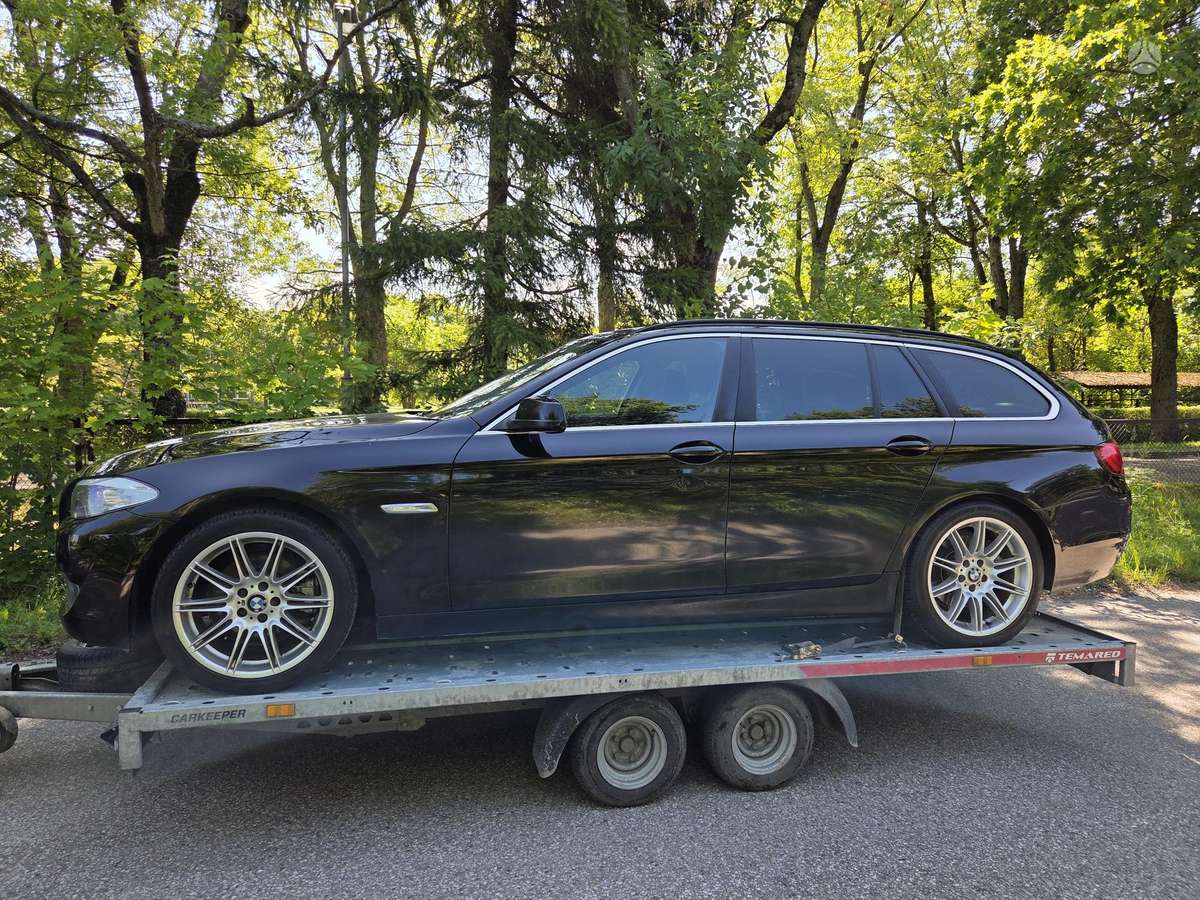 BMW 520, 2.0 l., Универсал