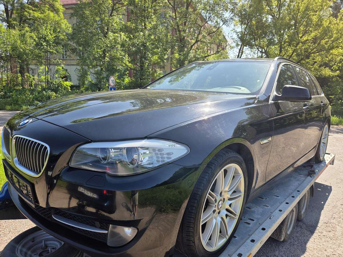 BMW 520, 2.0 l., Универсал