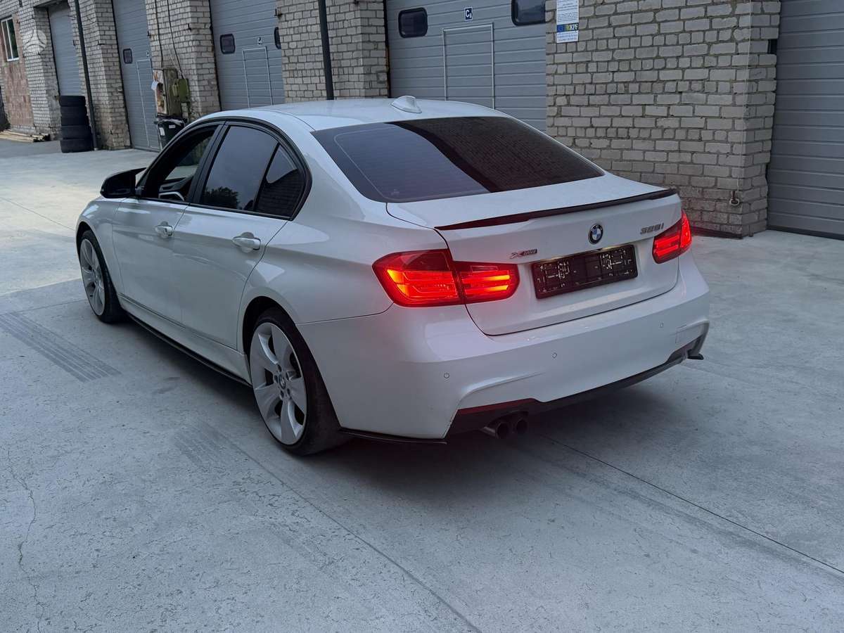 BMW 328, 2.0 l., Седан