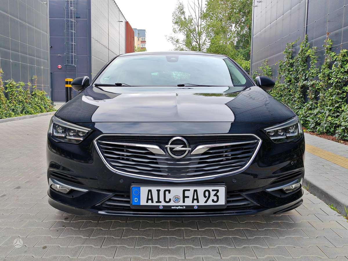 Opel Insignia, 2.0 l., hatchback