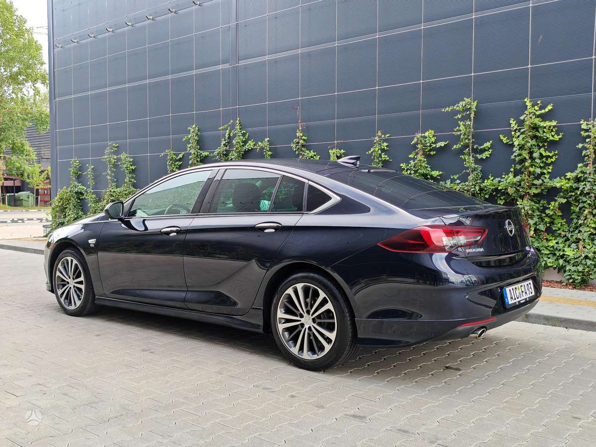 Opel Insignia, 2.0 l., hatchback