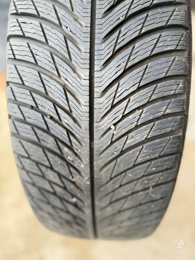 Audi Q5, lengvojo lydinio, R19