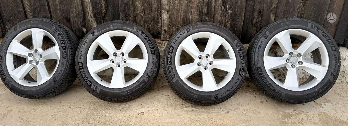 Audi Q5, lengvojo lydinio, R19