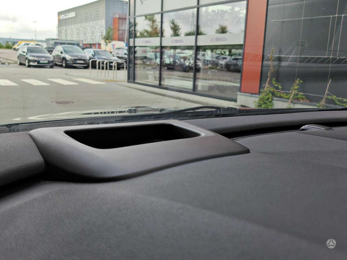 Opel Insignia, 2.0 l., hatchback