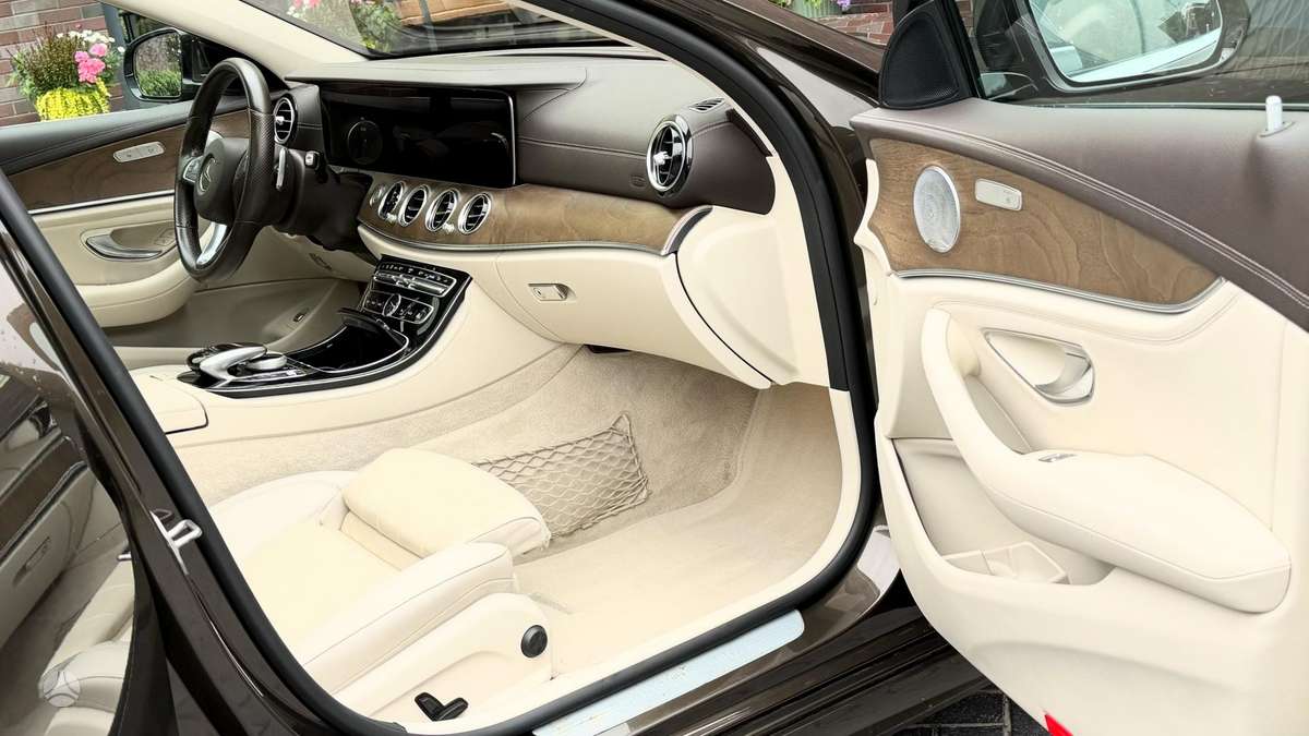Mercedes-Benz E400, 3.5 l., Универсал