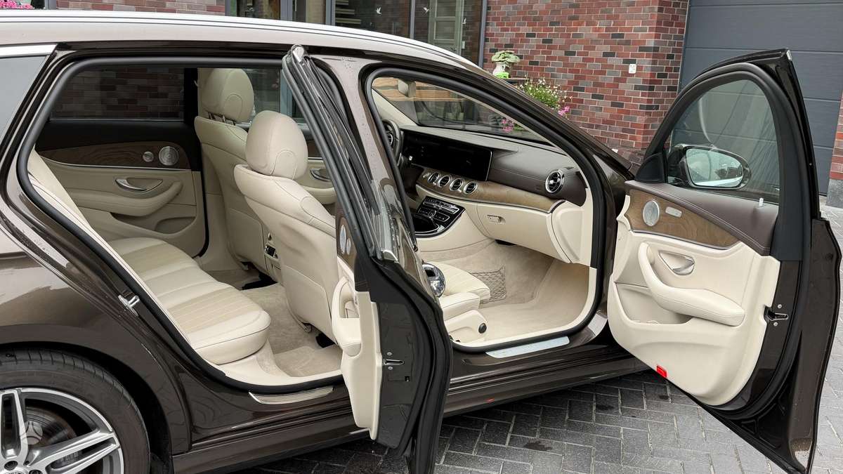 Mercedes-Benz E400, 3.5 l., Универсал