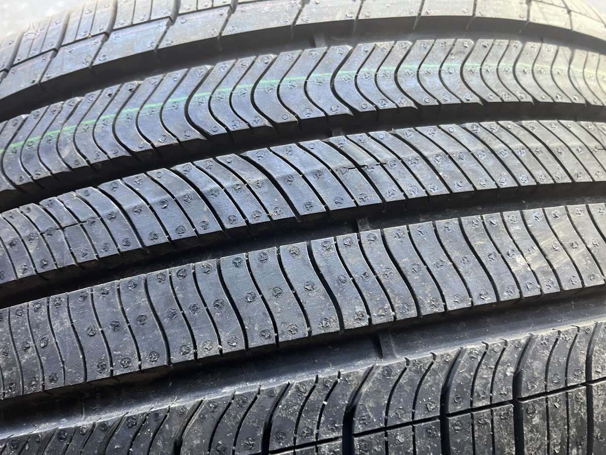 Goodyear EAGLE TOURING, всесезонные 275/45 R20