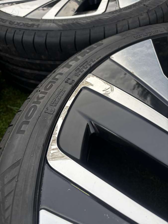 Volkswagen ID 4, light alloy, R21