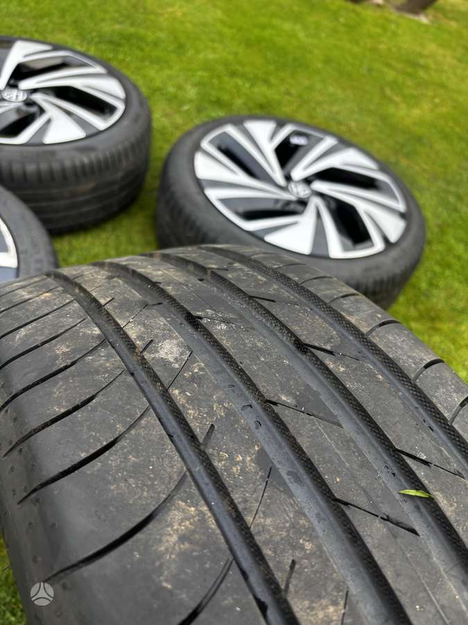 Volkswagen ID 4, light alloy, R21