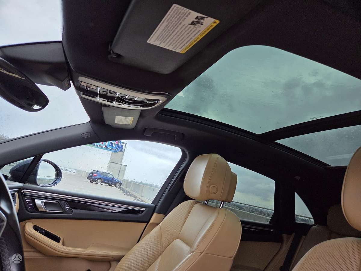 Porsche Macan - 7