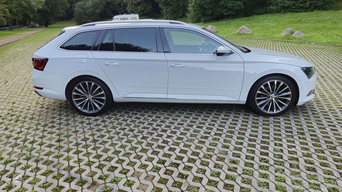 Skoda Superb, 2.0 l., Универсал