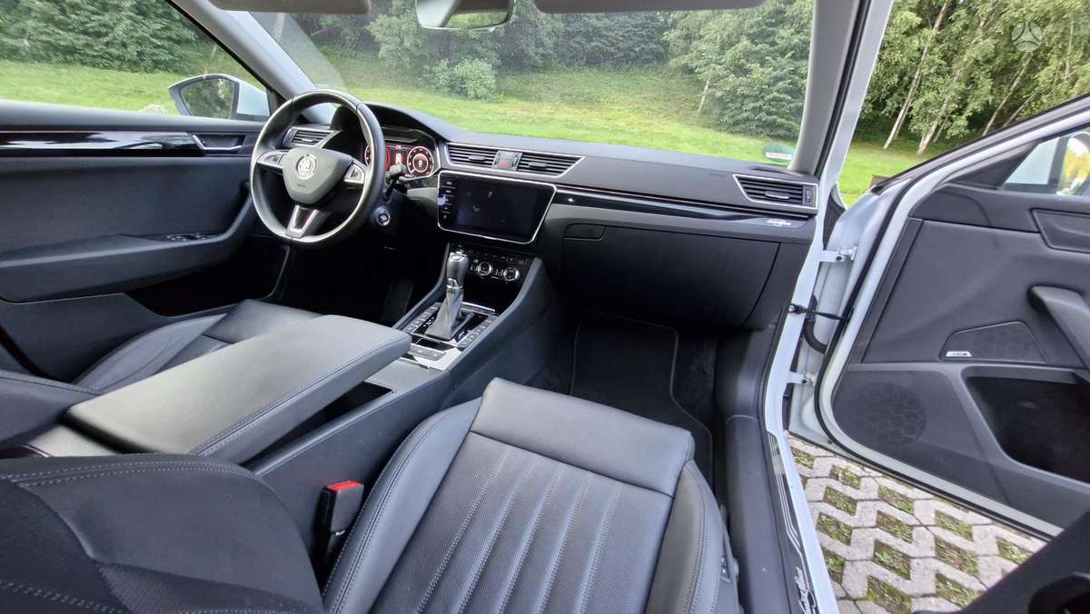 Skoda Superb, 2.0 l., Универсал