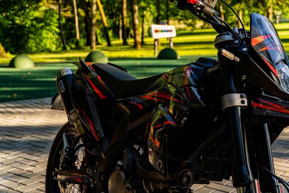 Aprilia SX 125cc, supermoto
