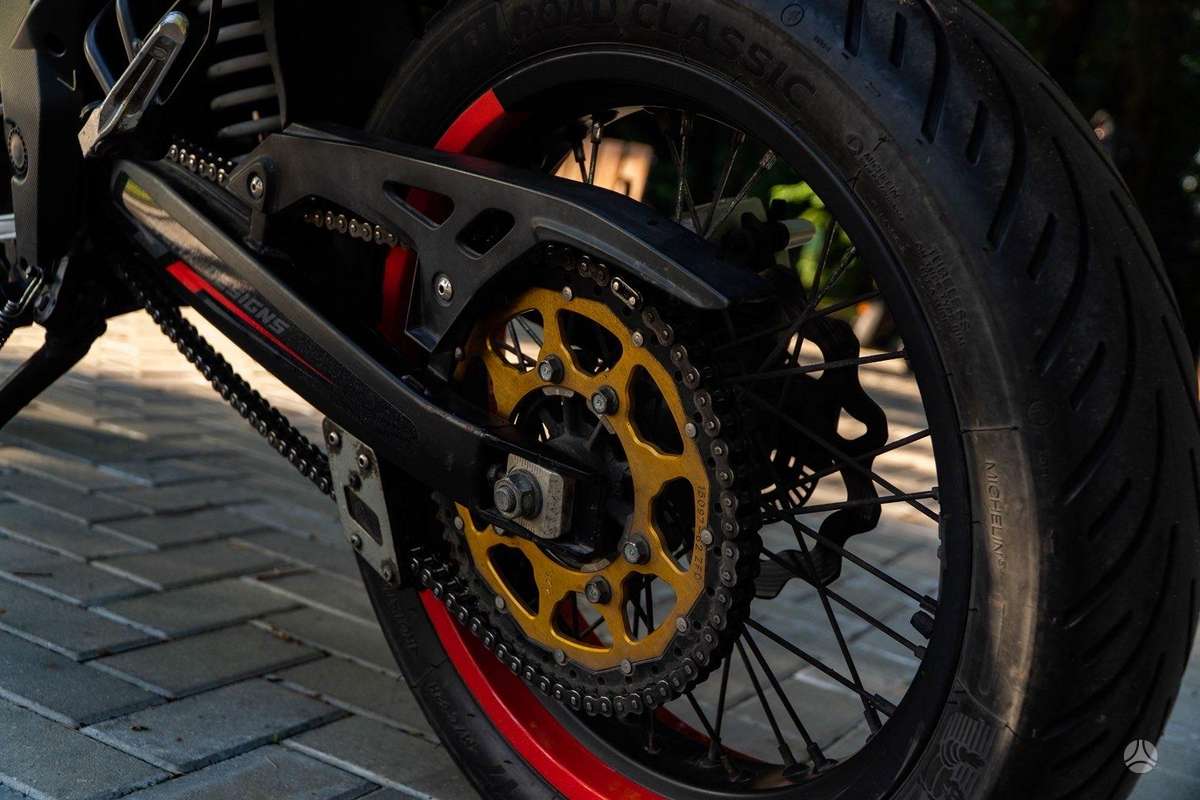 Aprilia SX 125cc, supermoto