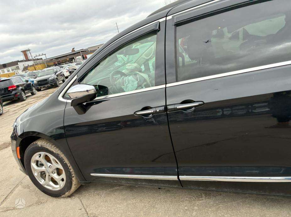 Chrysler Pacifica, 3.6 l., Минивэн