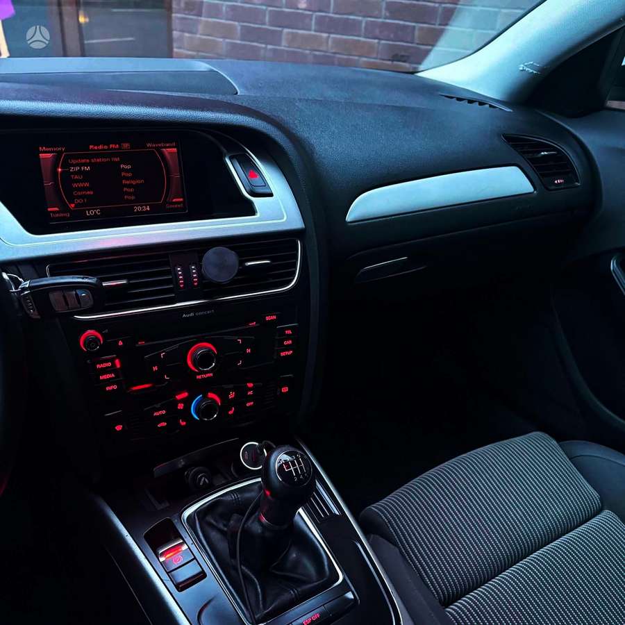 Audi A4, 2.0 l., Универсал