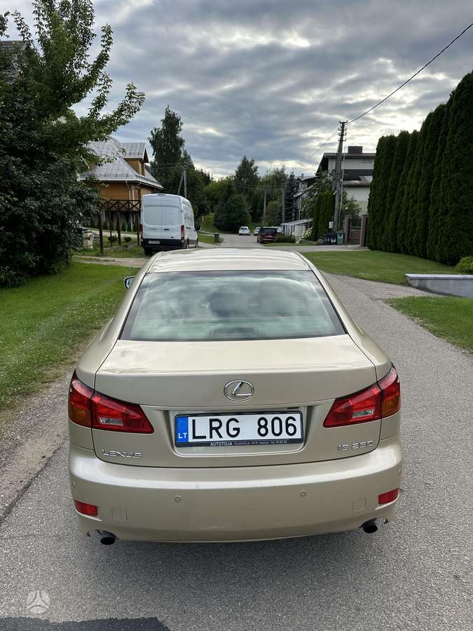 Lexus IS 250, 2.5 l., Седан