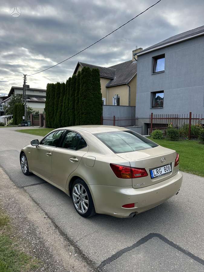 Lexus IS 250, 2.5 l., Седан