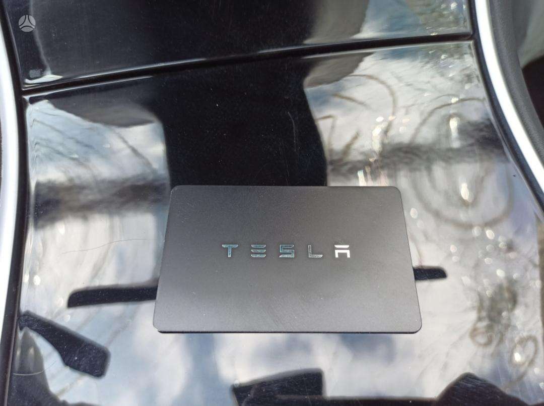 Tesla Model 3, 52 кВт·ч, Седан