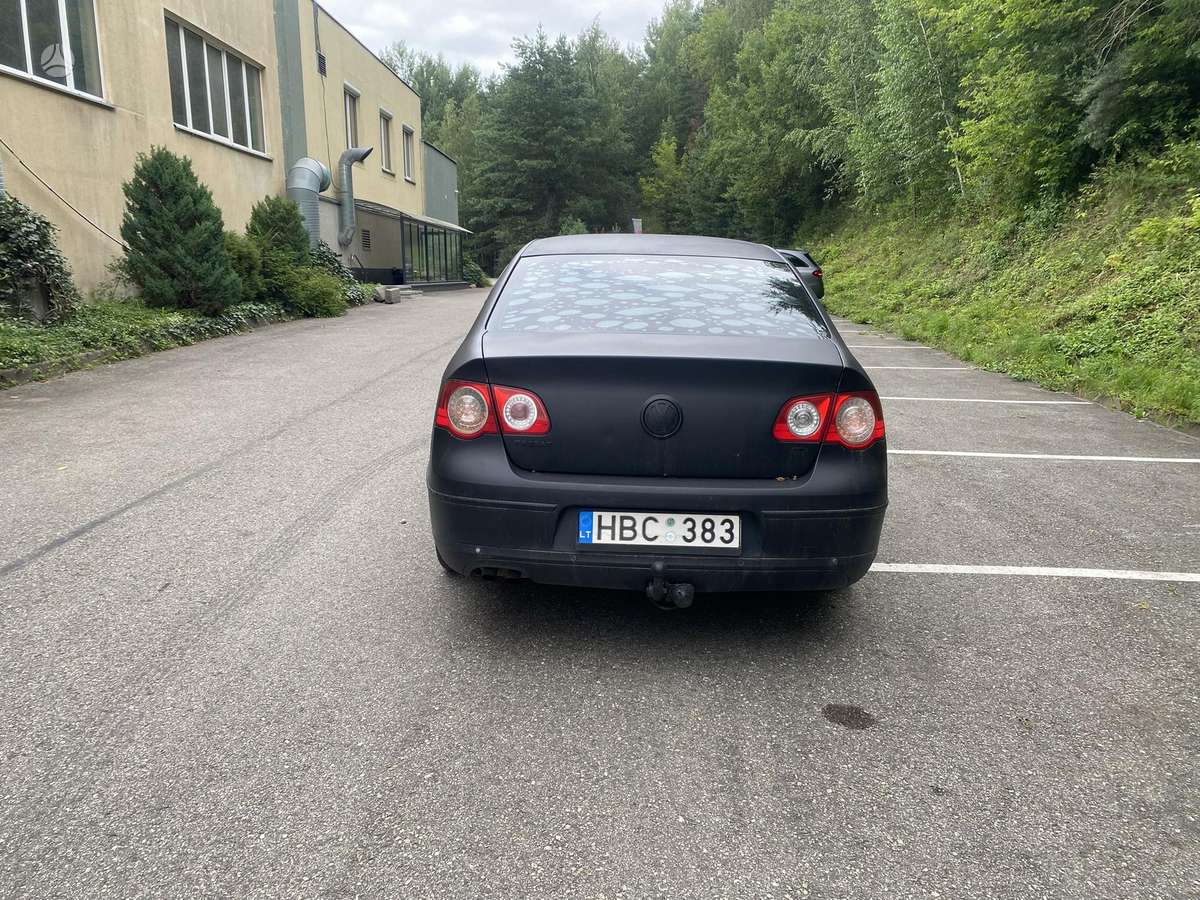 Volkswagen Passat - 5