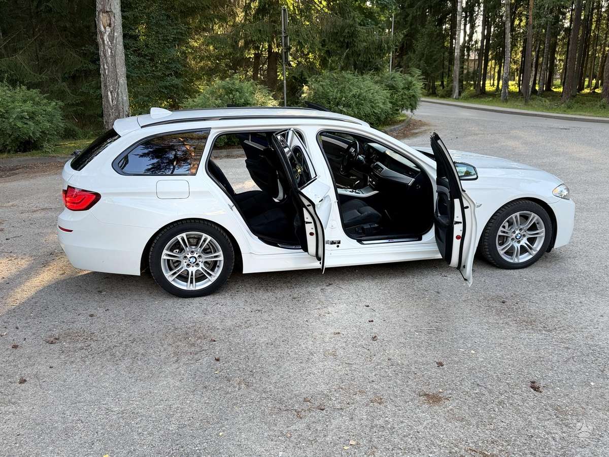BMW 525, 2.5 l., wagon
