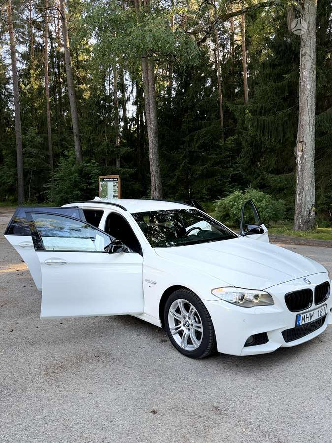 BMW 525, 2.5 l., wagon