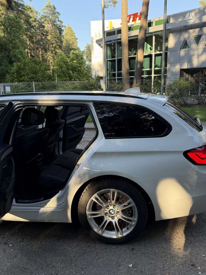 BMW 525, 2.5 l., wagon