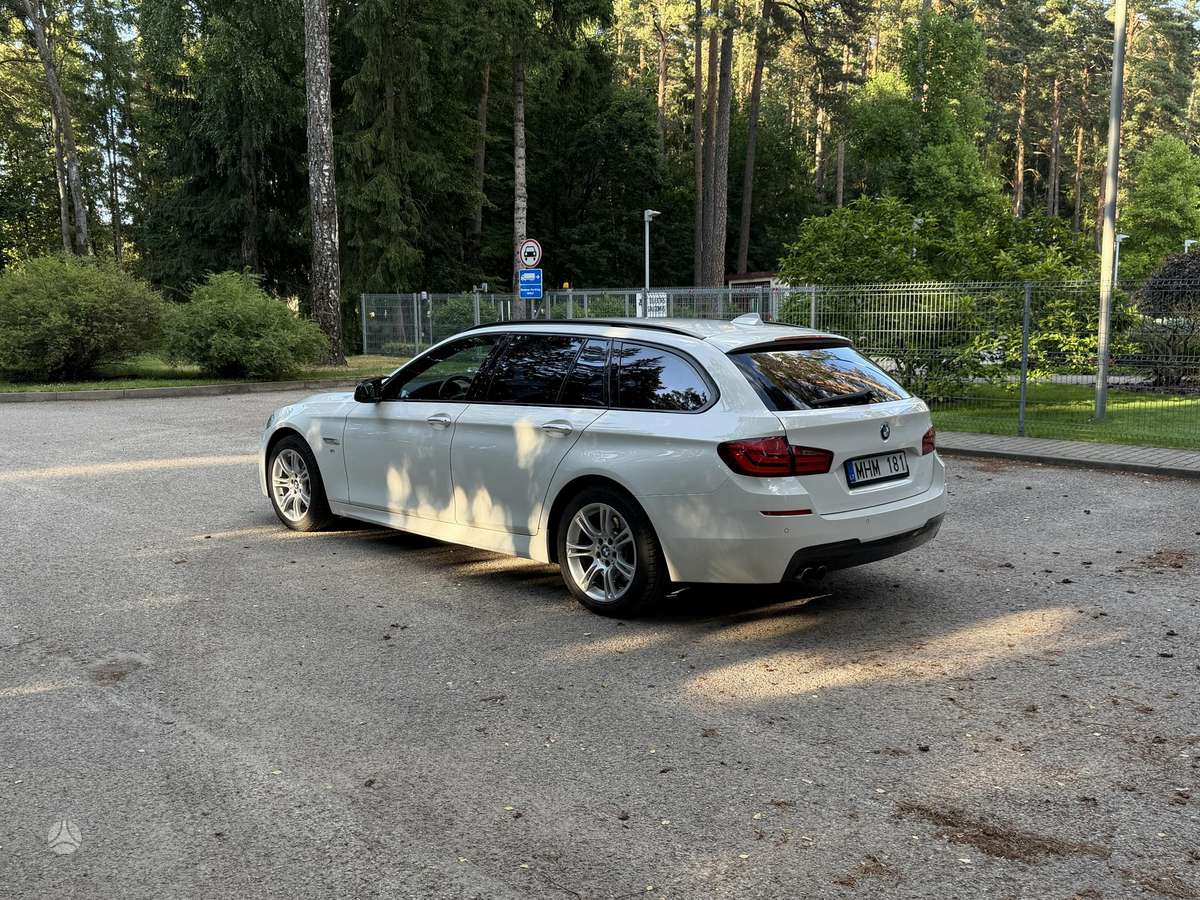 BMW 525, 2.5 l., wagon