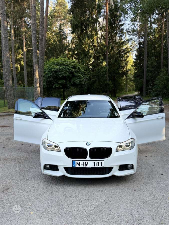 BMW 525, 2.5 l., wagon