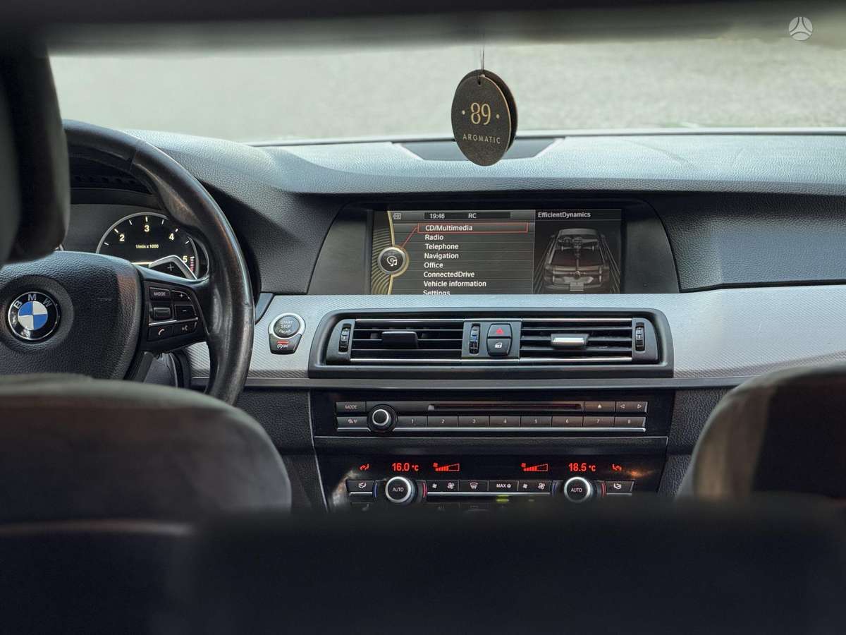BMW 525, 2.5 l., wagon