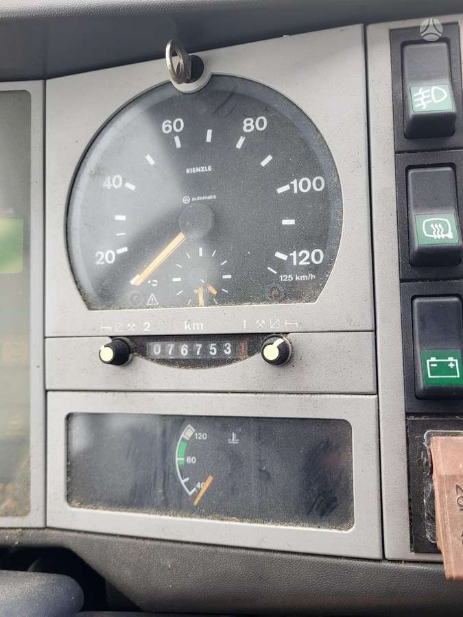 MAN LE220, konteinera platformas