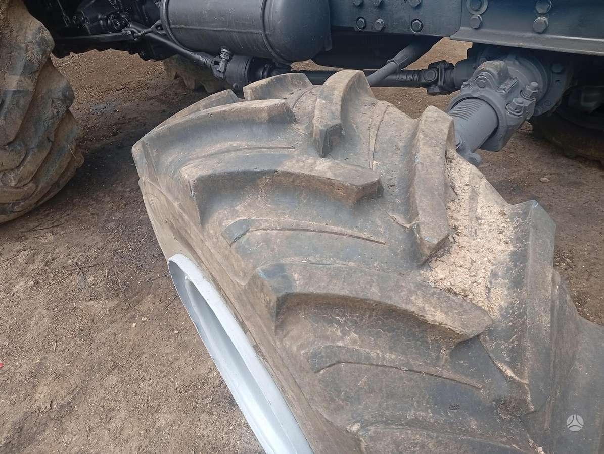 MTZ 82,1, forwarders