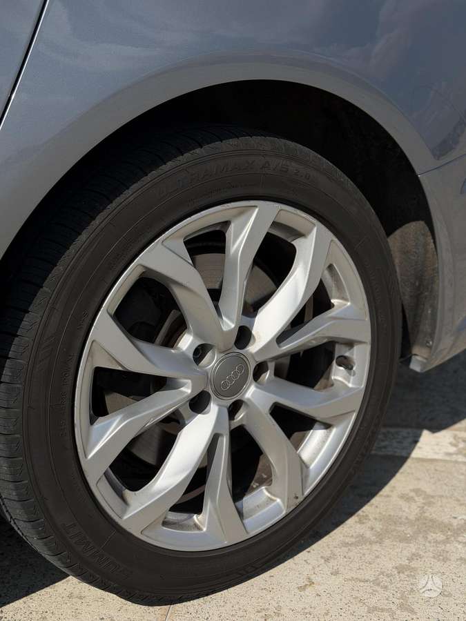 Audi A6, 2.0 l., Седан