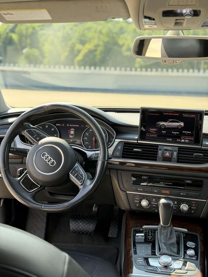 Audi A6, 2.0 l., Седан
