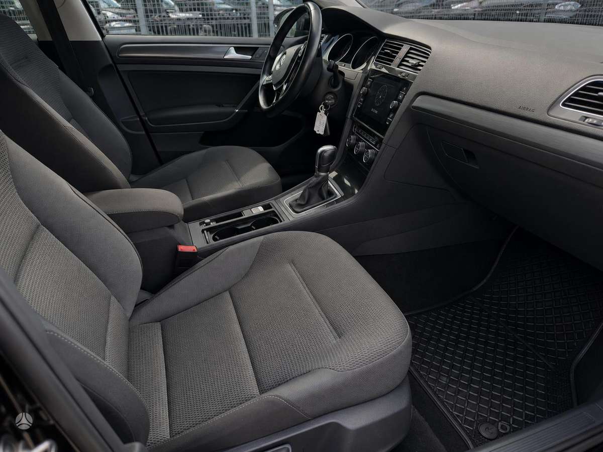 Volkswagen Golf, 1.5 l., Универсал