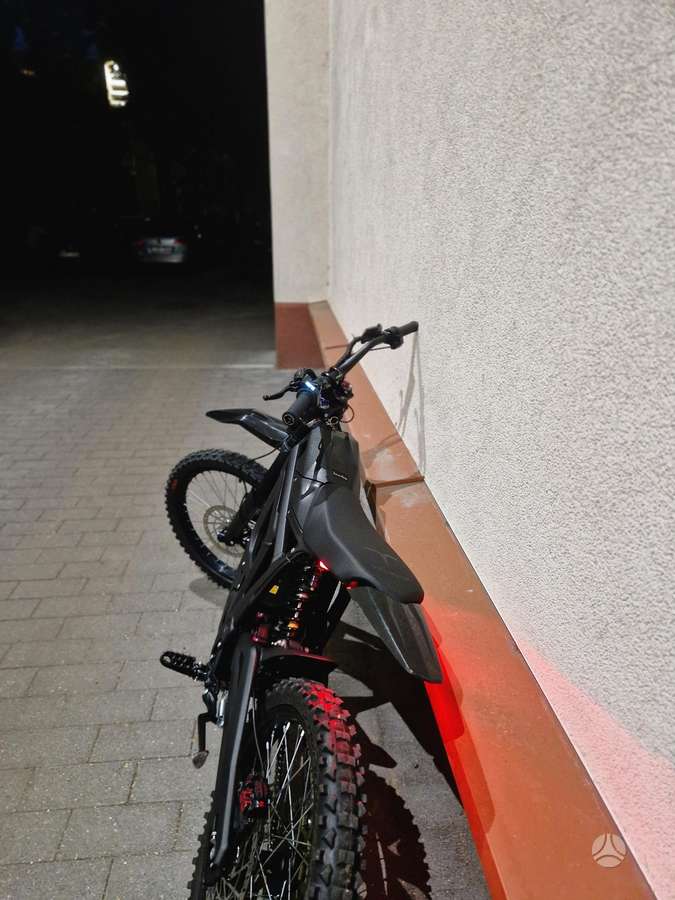 Talaria Sting R MX4, krosiniai