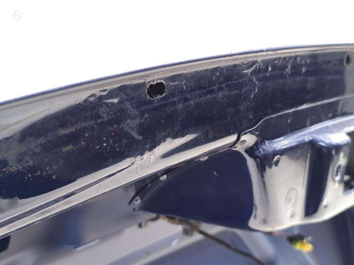 Maserati Quattroporte hood (front, rear)