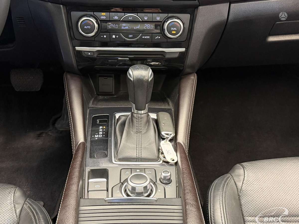 Mazda 6, 2.2 l., universalas