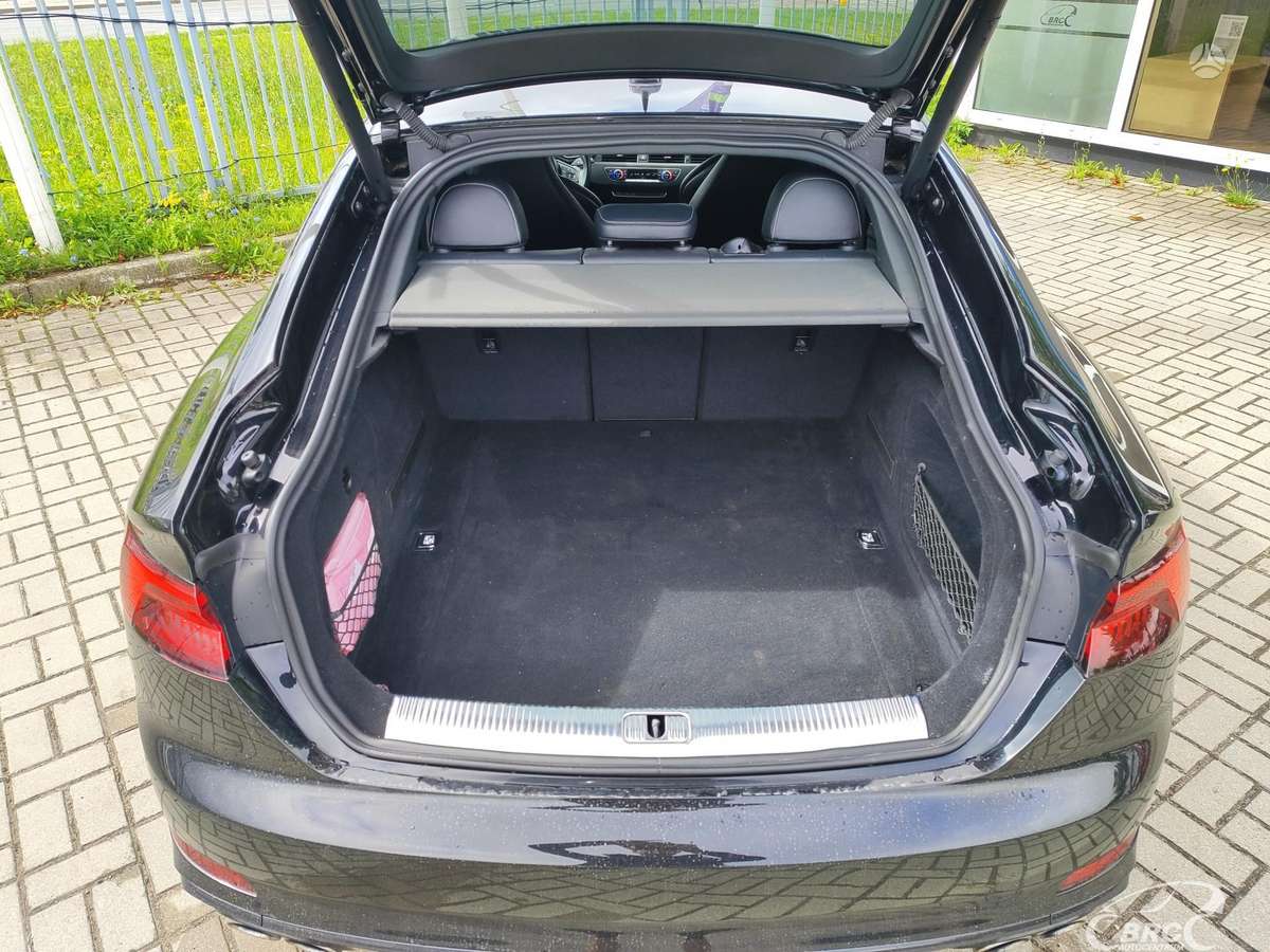 Audi S5, 3.0 l., Седан