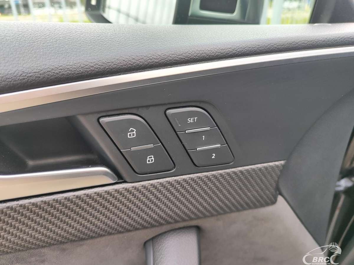 Audi S5, 3.0 l., Седан