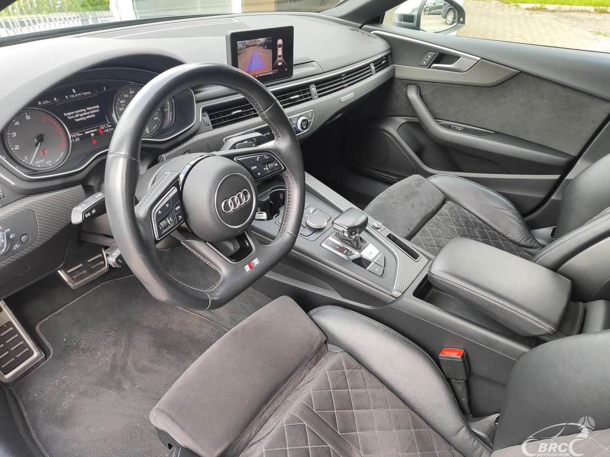 Audi S5, 3.0 l., Седан